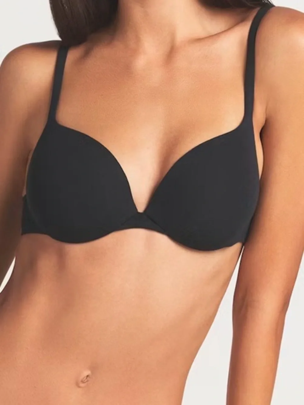 SKIMS Ultimate Teardrop Push-Up Bra - Picture 4 of 8